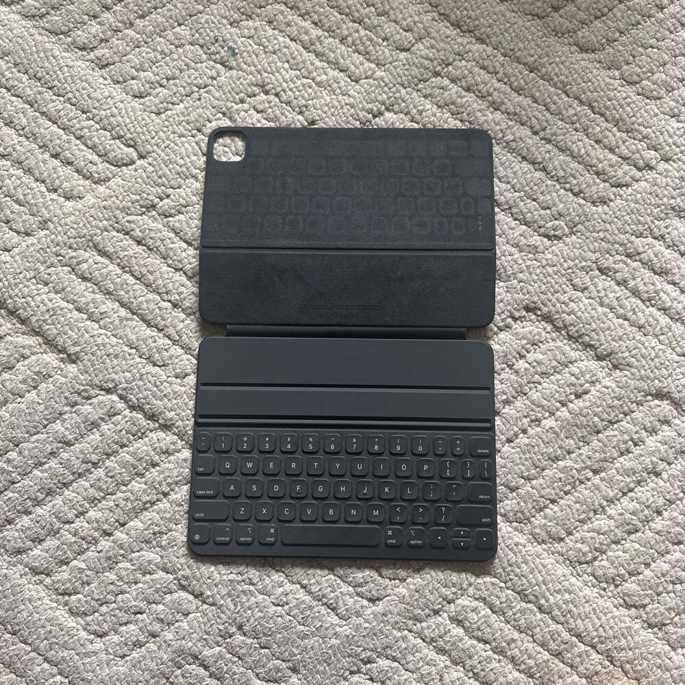 iPad Pro 11 inch Smart Keyboard Folio